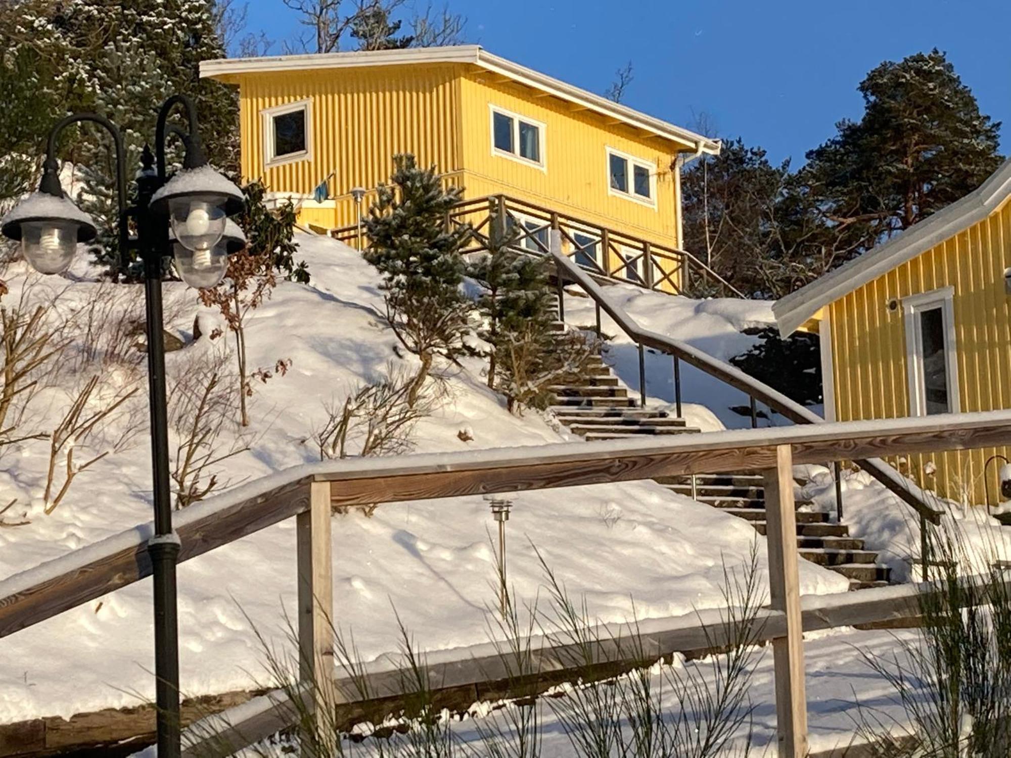 Riddarhuset Villa Ljungskile Buitenkant foto