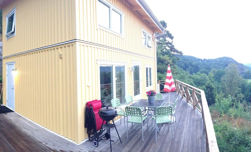 Riddarhuset Villa Ljungskile Buitenkant foto