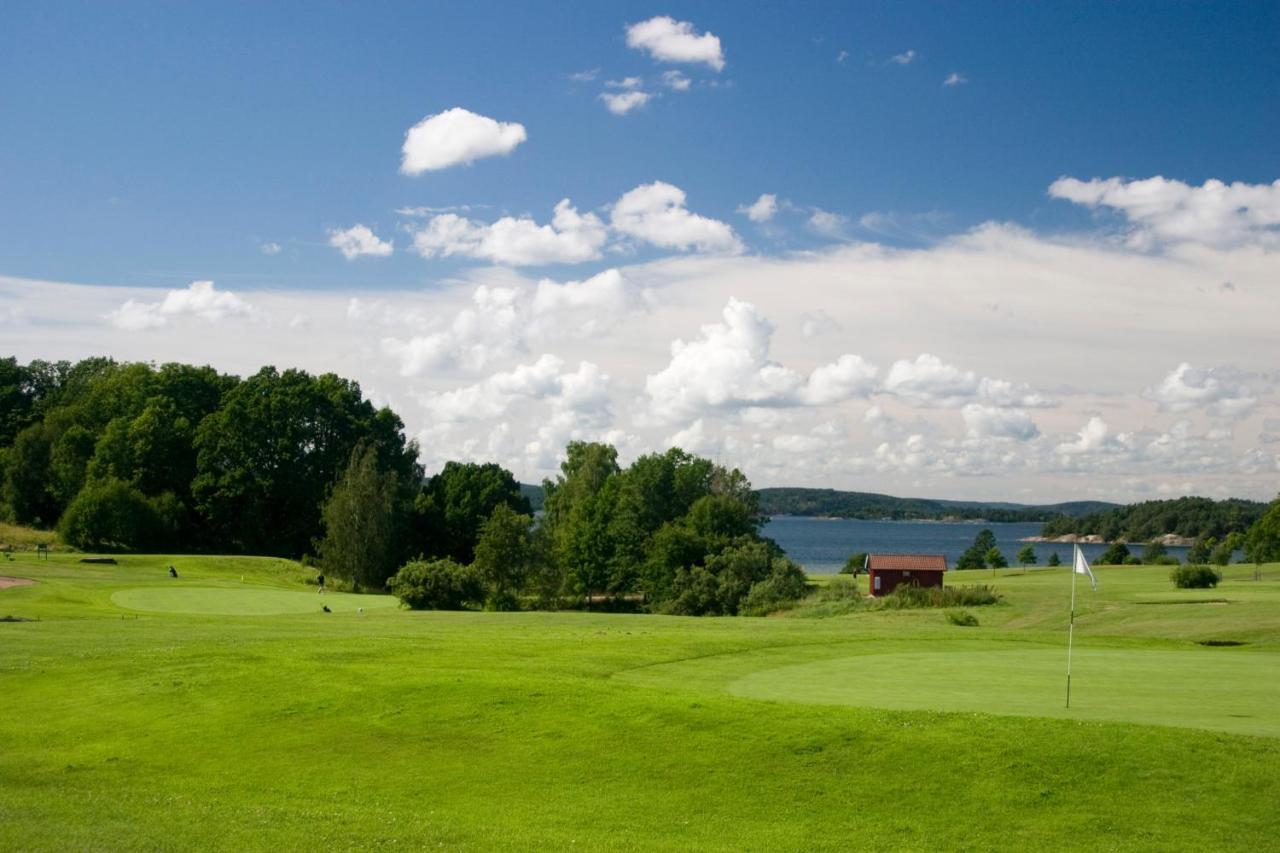 Riddarhuset Villa Ljungskile Buitenkant foto